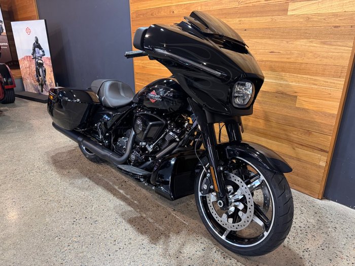 2025 Harley-davidson FLHX STREET GLIDE (117) MIDNIGHT F