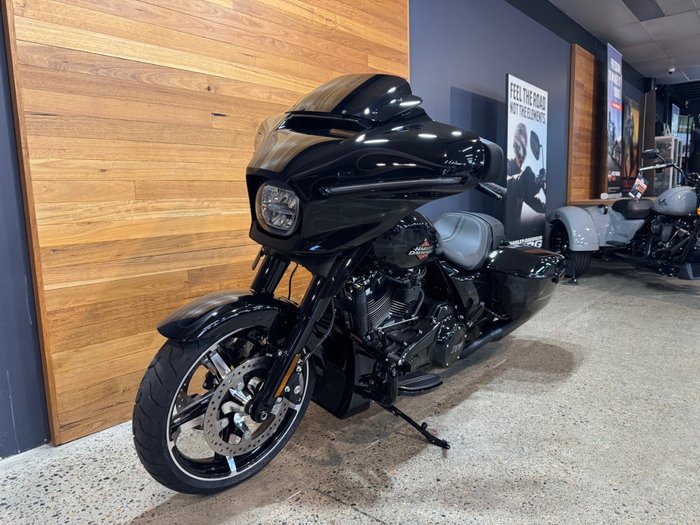 2025 Harley-davidson FLHX STREET GLIDE (117) MIDNIGHT F