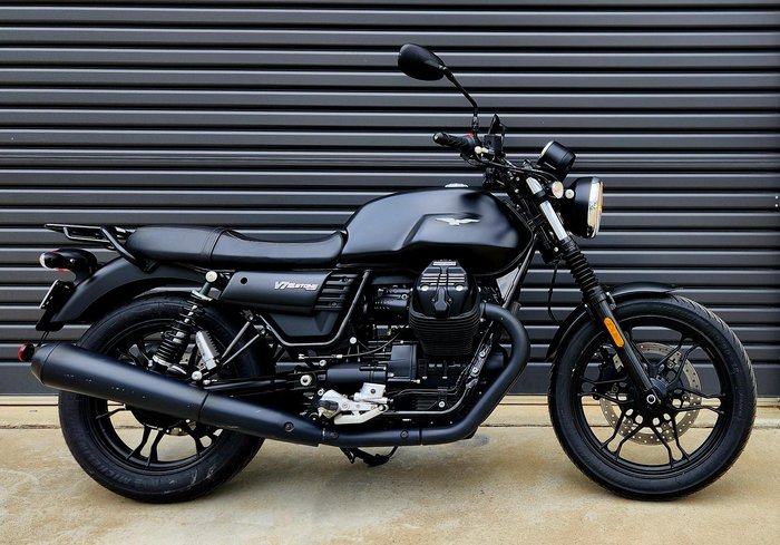 2017 Moto Guzzi V7 Stone Stone Black