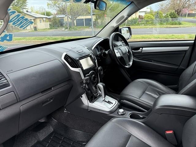 2016 Isuzu MU-X LS-T