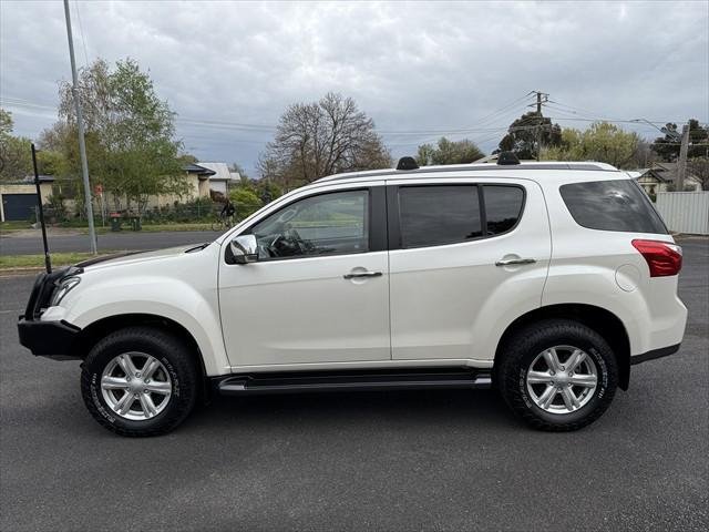 2016 Isuzu MU-X LS-T