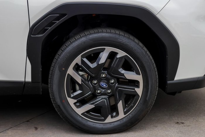 2025 Subaru Forester Hybrid S6 MY26 AWD Crystal White