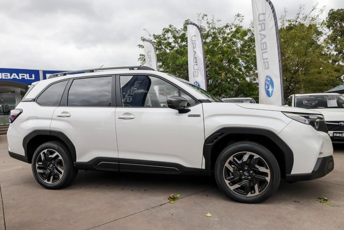 2025 Subaru Forester Hybrid S6 MY26 AWD Crystal White