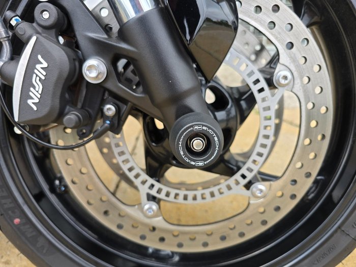 2025 Triumph TRIDENT 660 Black