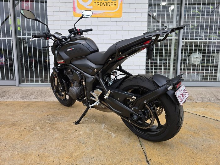 2025 Triumph TRIDENT 660 Black