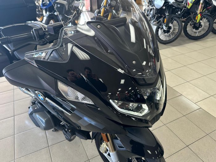 2022 BMW R 1250 RT Triple Black R 1250 Black