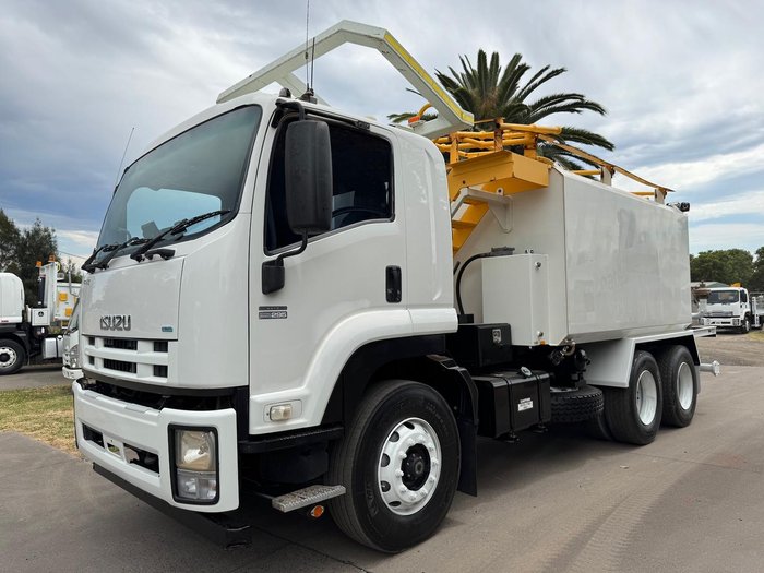 2012 Isuzu Fvz FVZ1400 WHITE