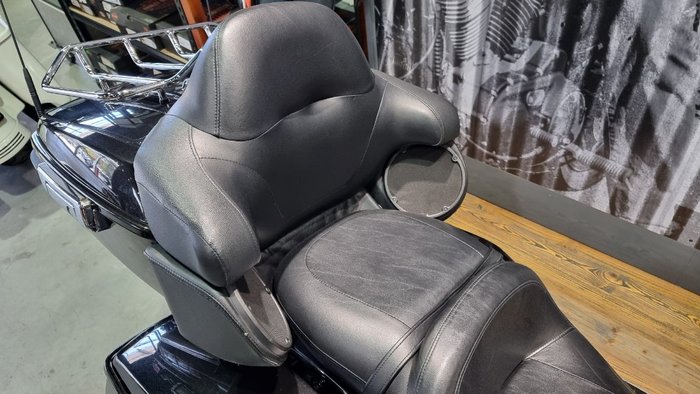 2016 Harley-davidson FLHTK ULTRA LIMITED Black