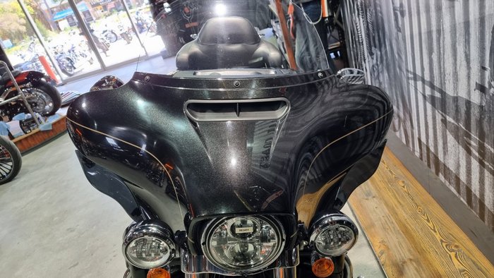 2016 Harley-davidson FLHTK ULTRA LIMITED Black