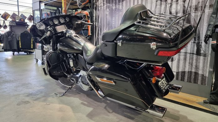 2016 Harley-davidson FLHTK ULTRA LIMITED Black