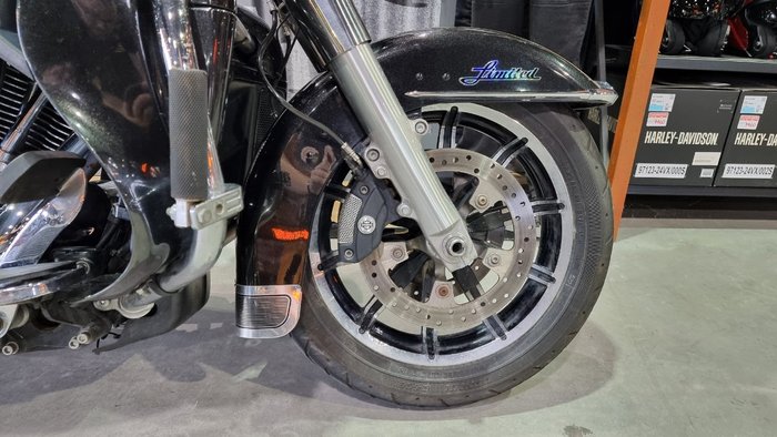 2016 Harley-davidson FLHTK ULTRA LIMITED Black