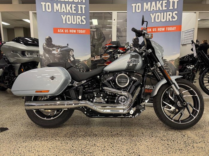 2023 Harley-Davidson Sport Glide 107 (FLSB) Softail Silver