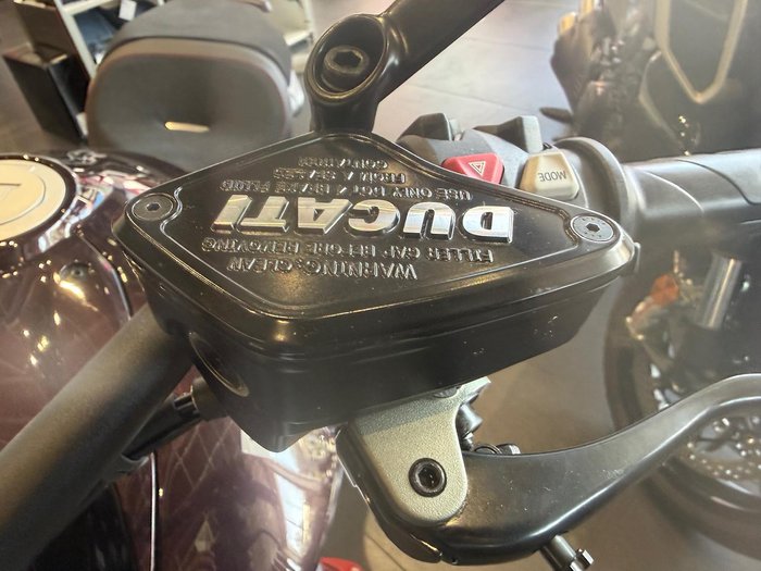 2025 Ducati XDiavel V4