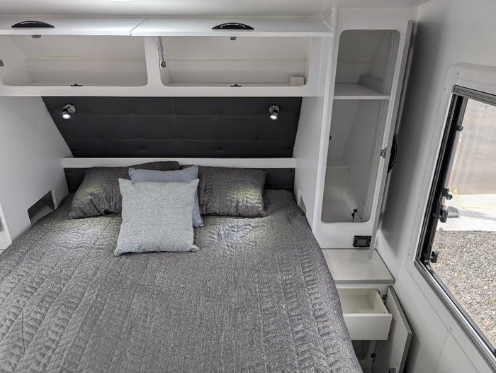 2025 Supreme Classic Tourer 20 Ft (6.1 M) - Stock Clearance Sale