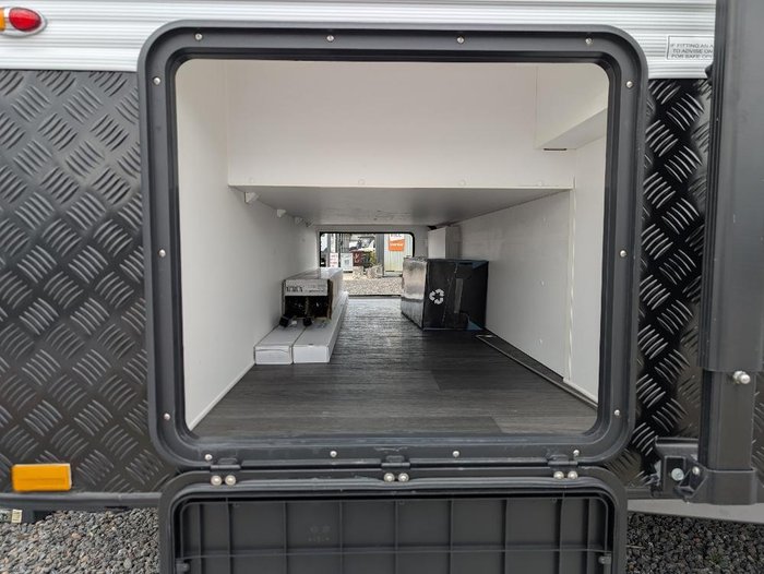 2025 Supreme Classic Tourer 20 Ft (6.1 M) - Stock Clearance Sale