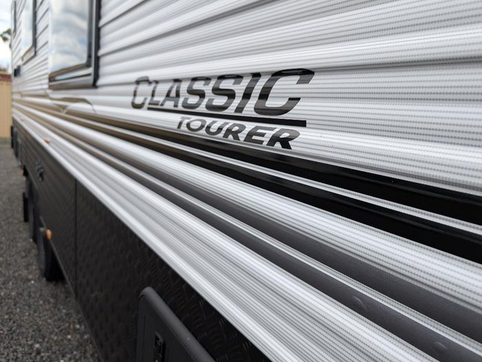 2025 Supreme 2025 Supreme Classic Tourer