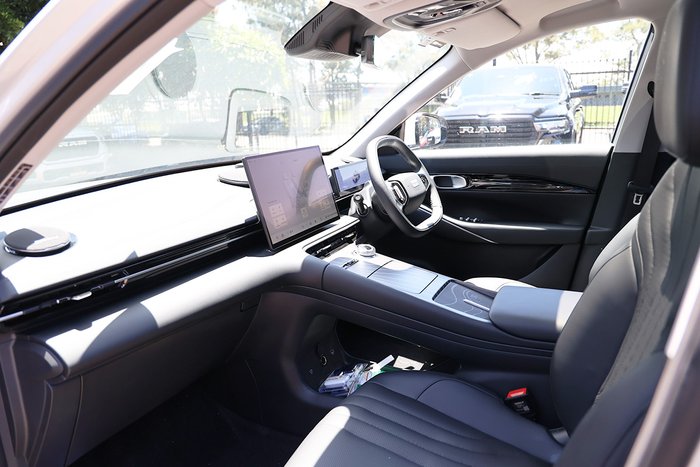 2026 Geely Starray Em-i