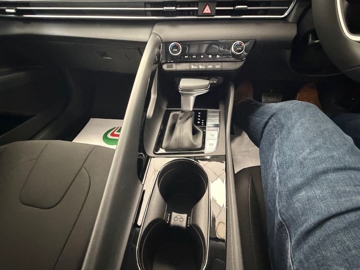 2025 Hyundai i30 Hybrid