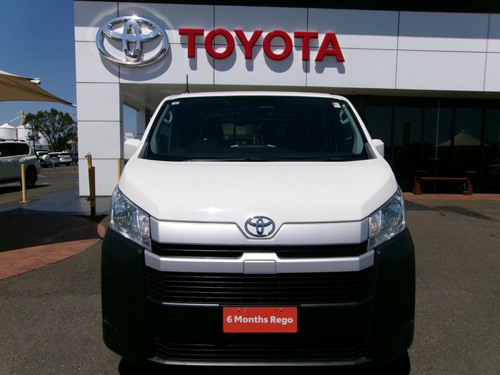 2020 Toyota Hiace Hiace Van LWB 2.8L T Diesel Automatic 9617530 001