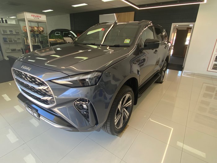 2025 ISUZU MU-X LS-T