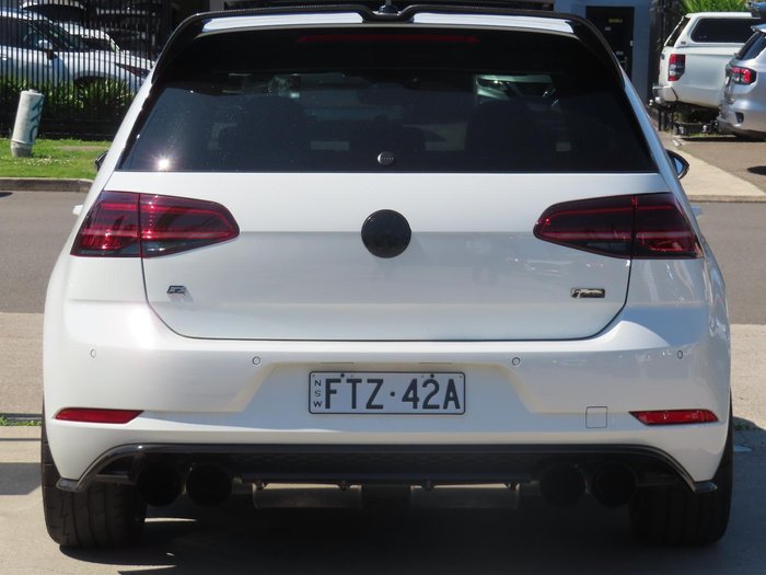 2020 Volkswagen Golf R Final Edition