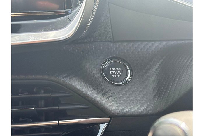 2024 Peugeot 2008 GT