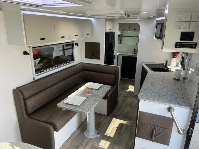 2025 Design RV Crx Semi Off Road Van 7-7, 21'8''