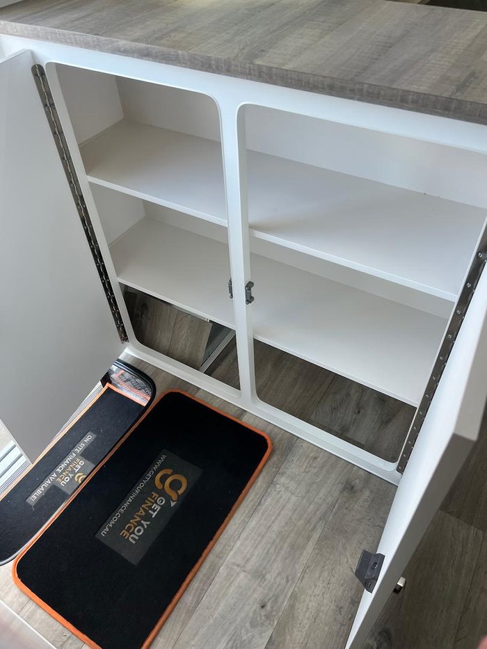 2025 Design RV Crx Semi Off Road Van 5-2+, 21'