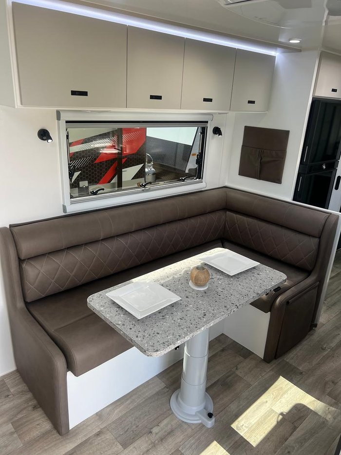 2025 Design RV Crx Semi Off Road Van 7-7, 21'8''