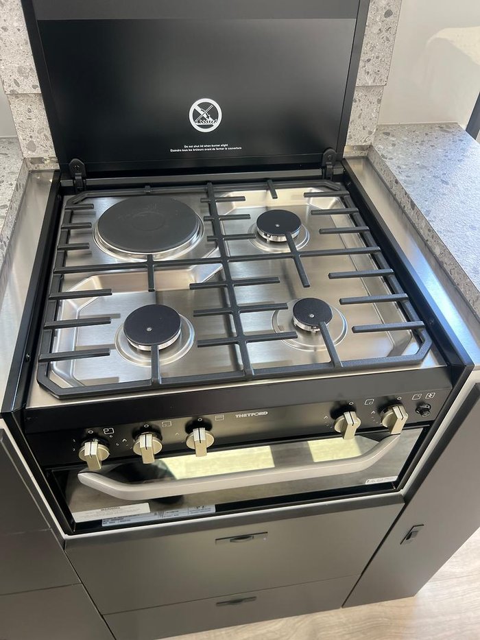 2025 Design RV Crx Semi Off Road Van 7-7, 21'8''