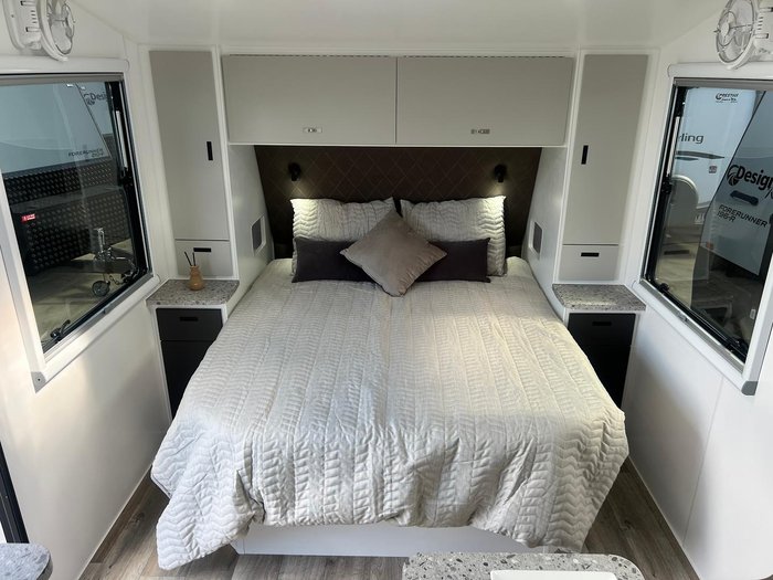 2025 Design RV Crx Semi Off Road Van 7-7, 21'8''