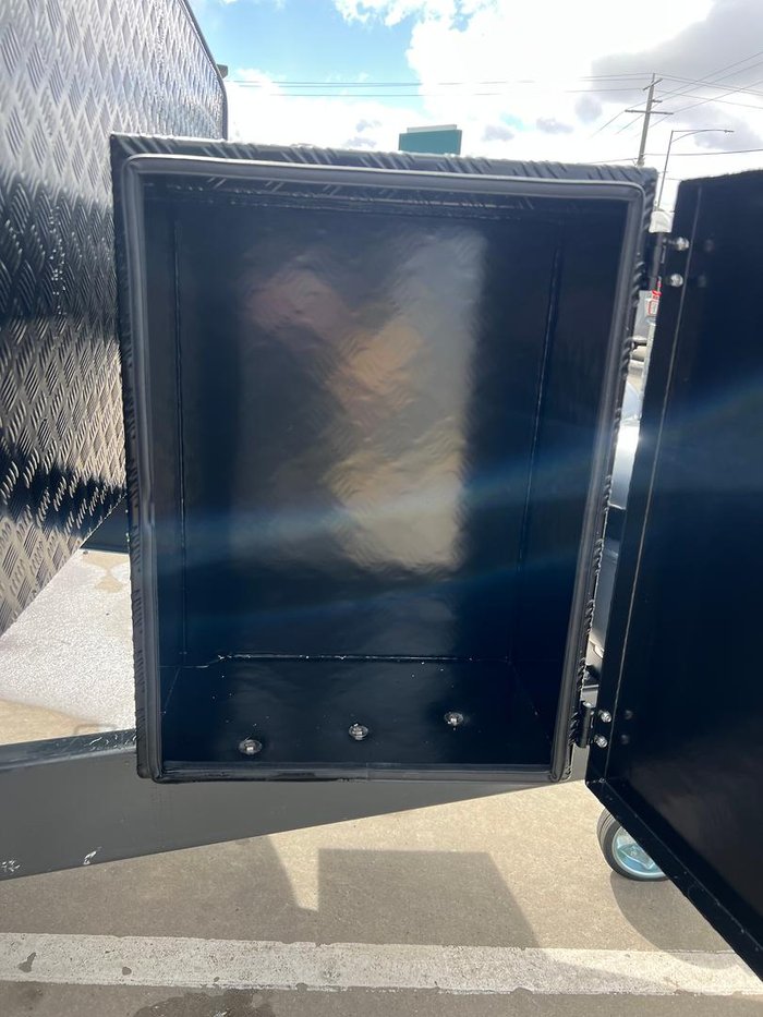 2025 Design RV Crx Semi Off Road Van 7-7, 21'8''