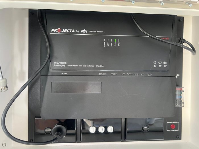 2025 Design RV Crx Semi Off Road Van 7-7, 21'8''