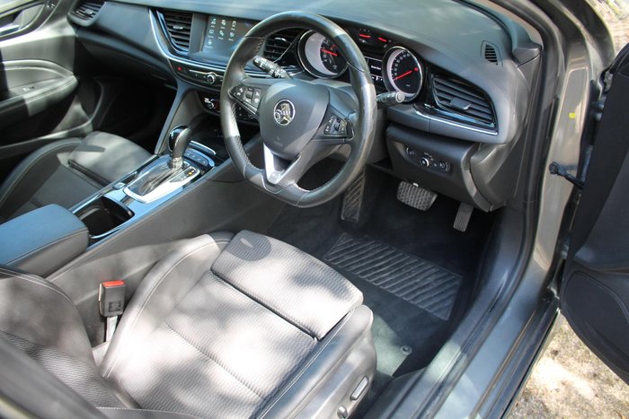 2018 Holden Commodore RS