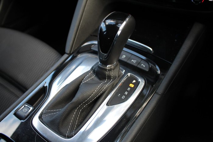 2018 Holden Commodore RS