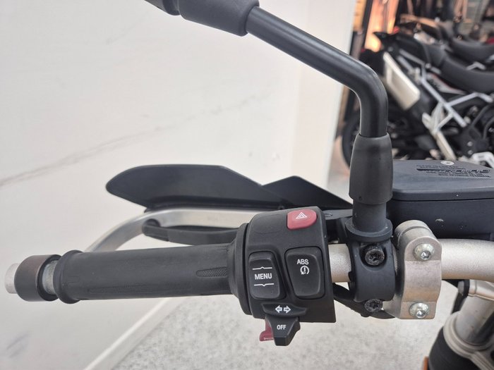 2017 BMW Motorrad R NINE T URBAN G/S gold