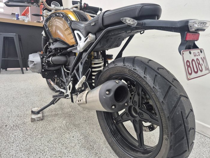 2017 BMW Motorrad R NINE T URBAN G/S gold