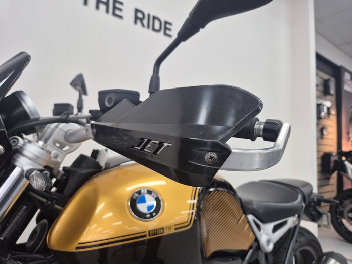2017 BMW Motorrad R NINE T URBAN G/S gold