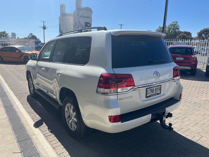 2018 Toyota Landcruiser Sahara VDJ200R 4X4 Dual Range Crystal Pearl