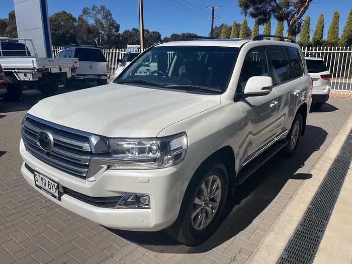 2018 Toyota Landcruiser Sahara VDJ200R 4X4 Dual Range Crystal Pearl