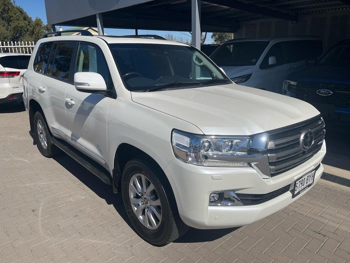 2018 Toyota Landcruiser Sahara VDJ200R 4X4 Dual Range Crystal Pearl