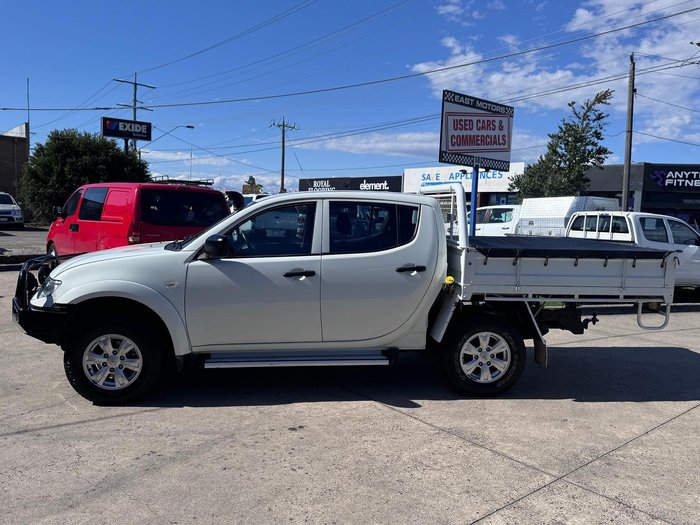 2014 Mitsubishi Triton GLX MN MY15 4X4 Dual Range White