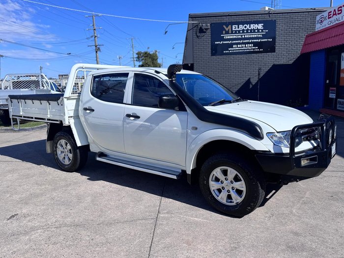 2014 Mitsubishi Triton GLX MN MY15 4X4 Dual Range White