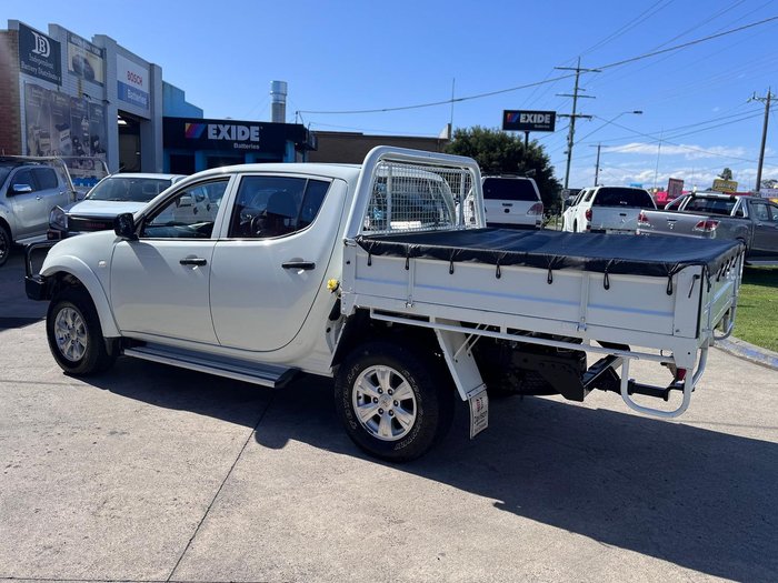 2014 Mitsubishi Triton GLX MN MY15 4X4 Dual Range White
