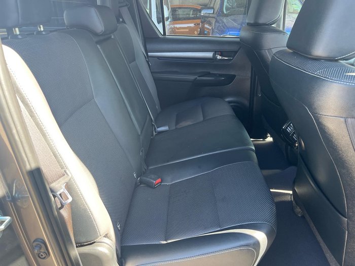 2023 Toyota Hilux Rogue GUN126R 4X4 Dual Range Graphite