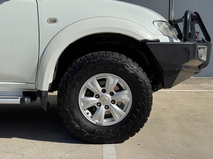 2013 Mitsubishi Triton GLX MN MY14 4X4 Dual Range White