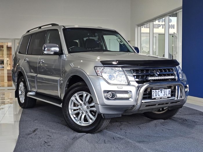 2020 Mitsubishi Pajero