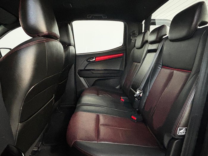 2019 Isuzu D-MAX X-Runner MY19 4X4 Dual Range Pearl White