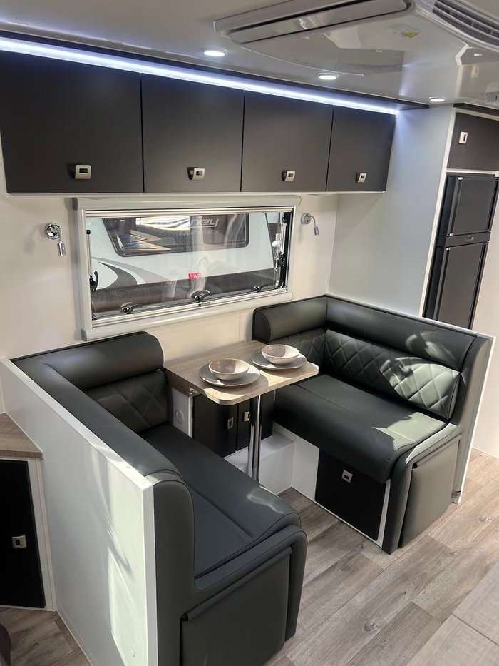 2025 Design RV Forerunner Van 3, 19'6''