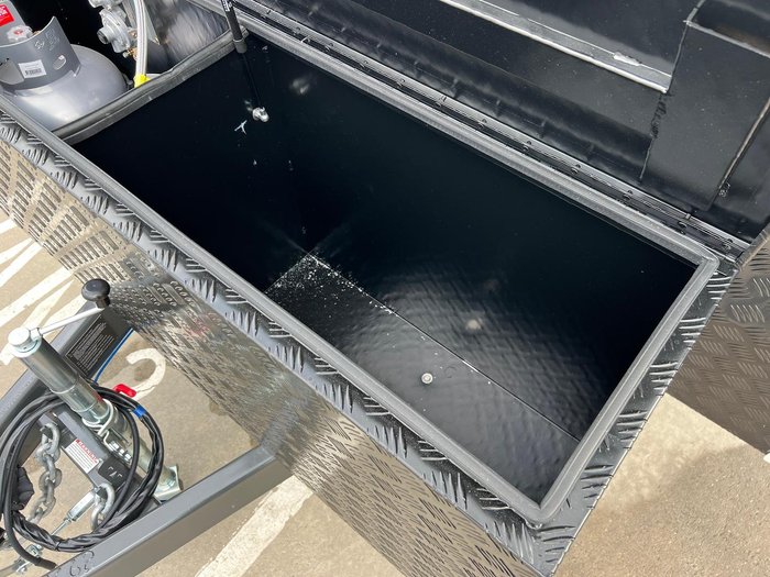 2025 Design RV Forerunner Van 3, 19'6''